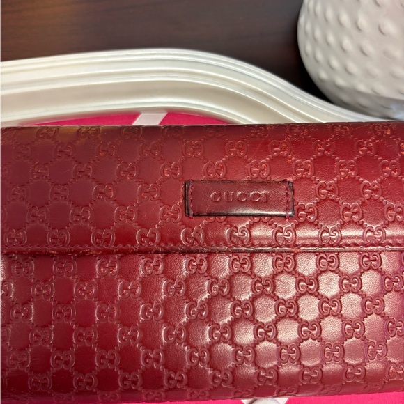 GUCCI Wallet, zipper around with ID pocket in very good condition, red color - Picture 3 of 11